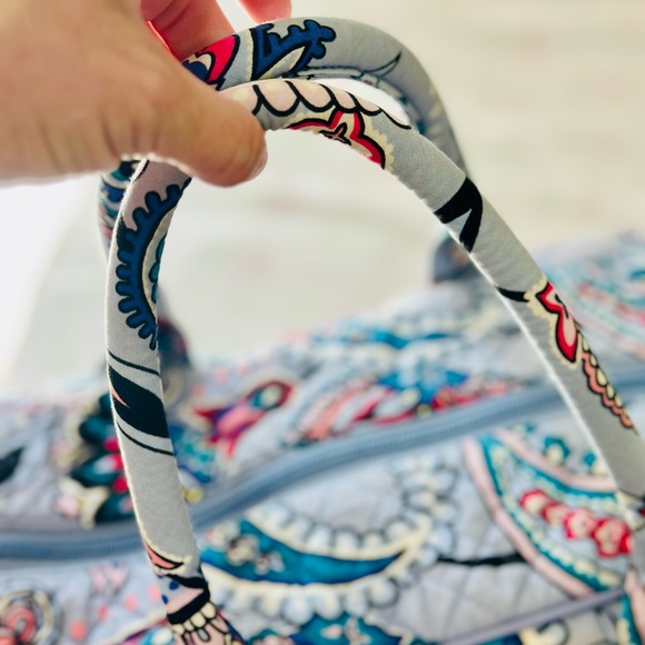 Iconic Weekender Travel Bag in Makani Paisley - Picture 9 of 14